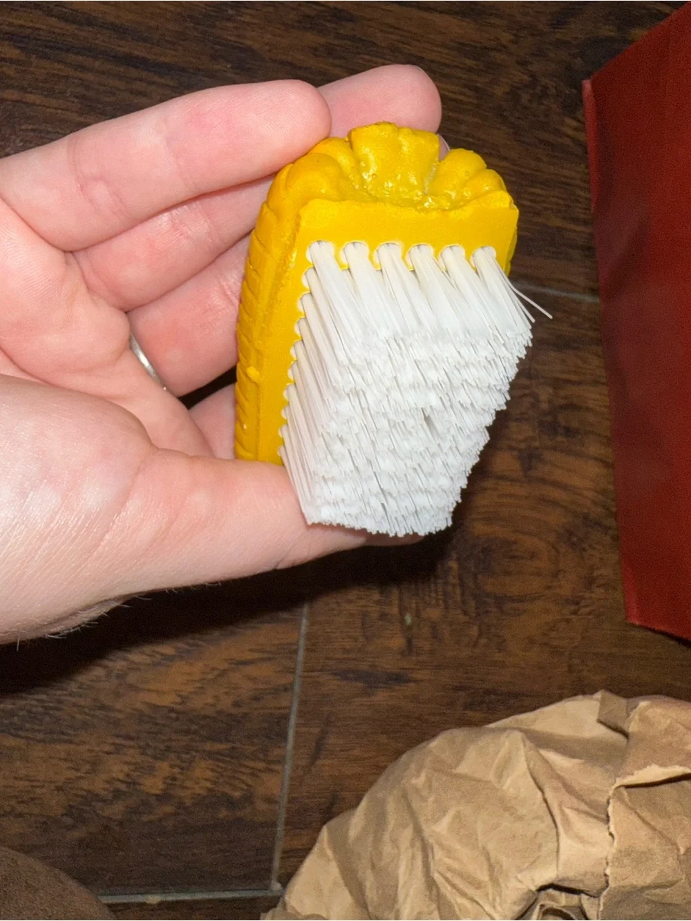 Yellow corn Cleaning Brush with White Bristles